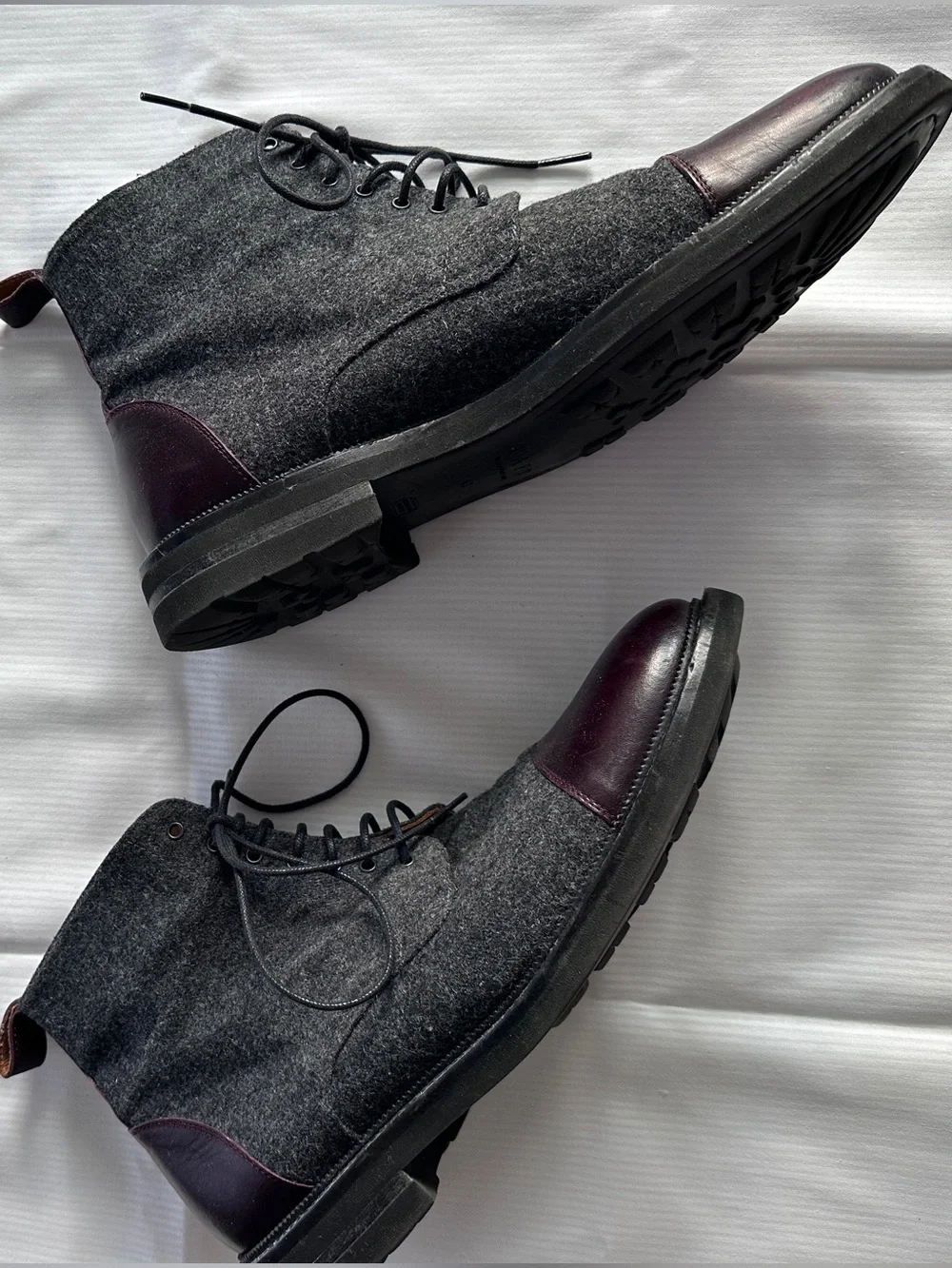 TAFT Heritage Wool Chukka Boots Oxblood Cap Toe Commando Sole EU 43lace up boots